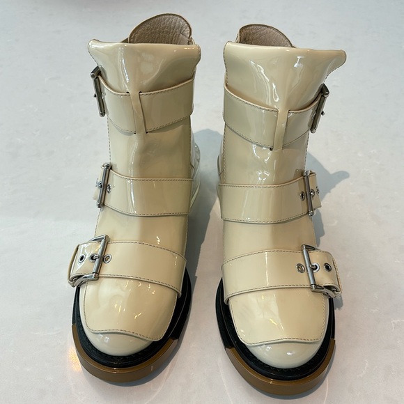 Alexander McQueen Runway Ivory Pearl Diamond Heel Patent Leather Boots Sz 38 - Picture 2 of 11